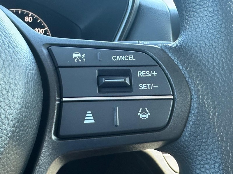 Honda CR-V Vehicle Image 9