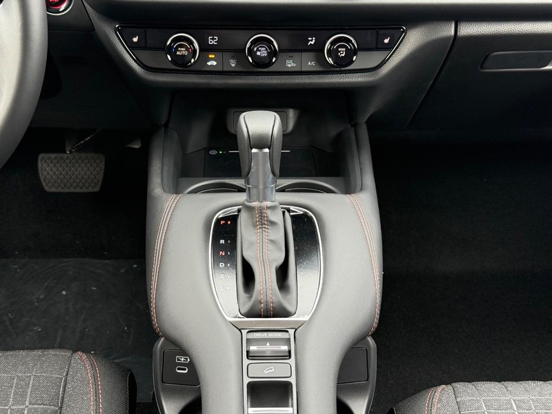 Honda HR-V Vehicle Image 8