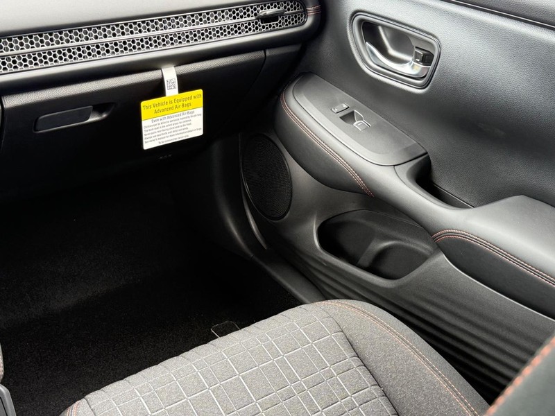 Honda HR-V Vehicle Image 10