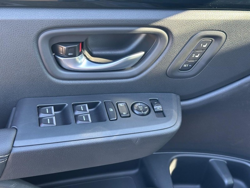 Honda Passport Vehicle Image 18