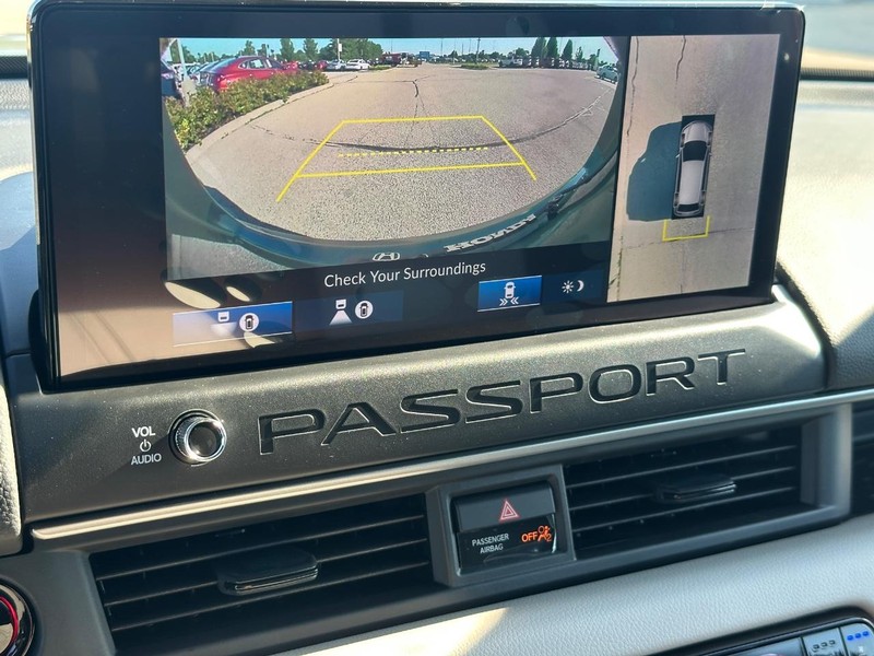 Honda Passport Vehicle Image 15