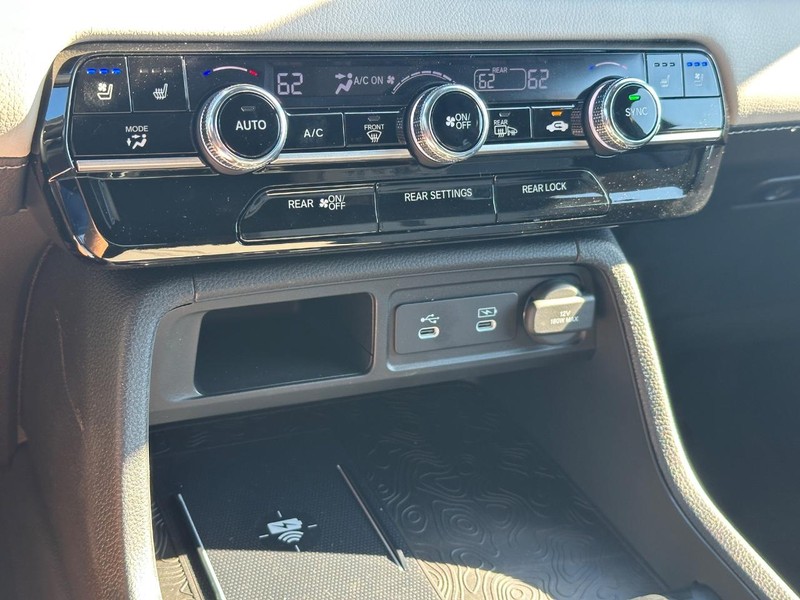 Honda Passport Vehicle Image 16