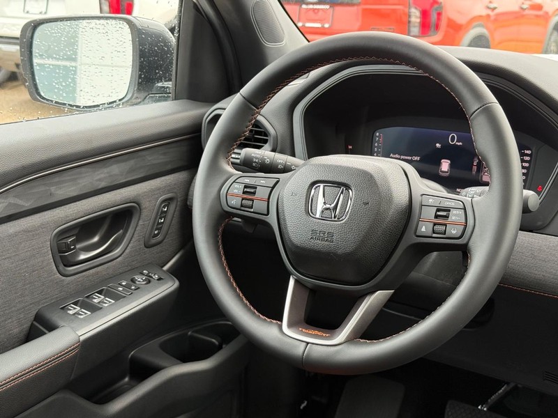 Honda Passport Vehicle Image 9