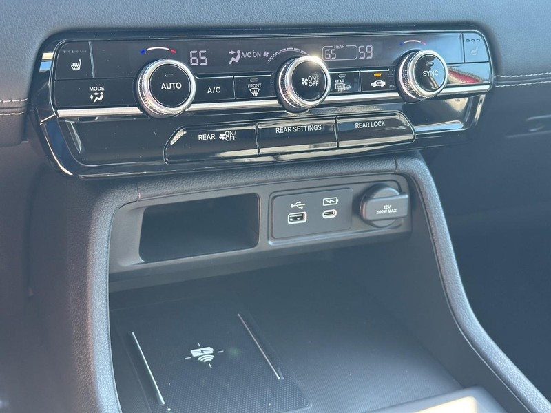 Honda Pilot Vehicle Image 14