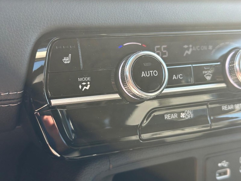 Honda Pilot Vehicle Image 15