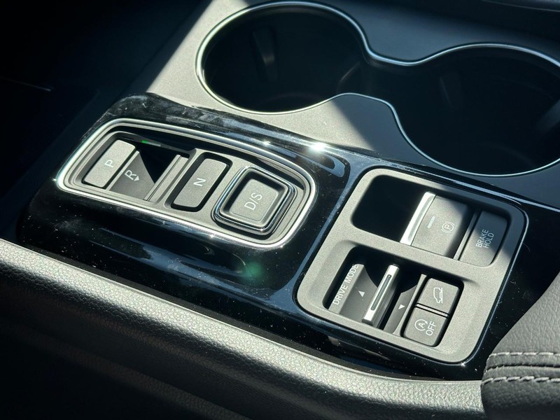 Honda Pilot Vehicle Image 17