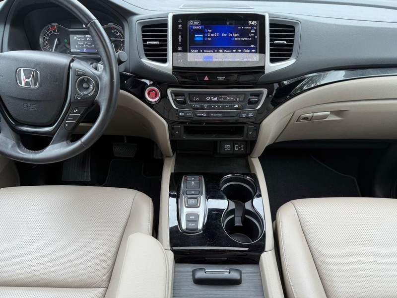 Honda Ridgeline Vehicle Image 11