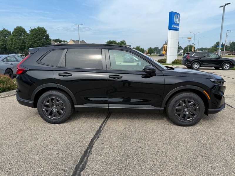 Honda CR-V Hybrid Vehicle Image 2