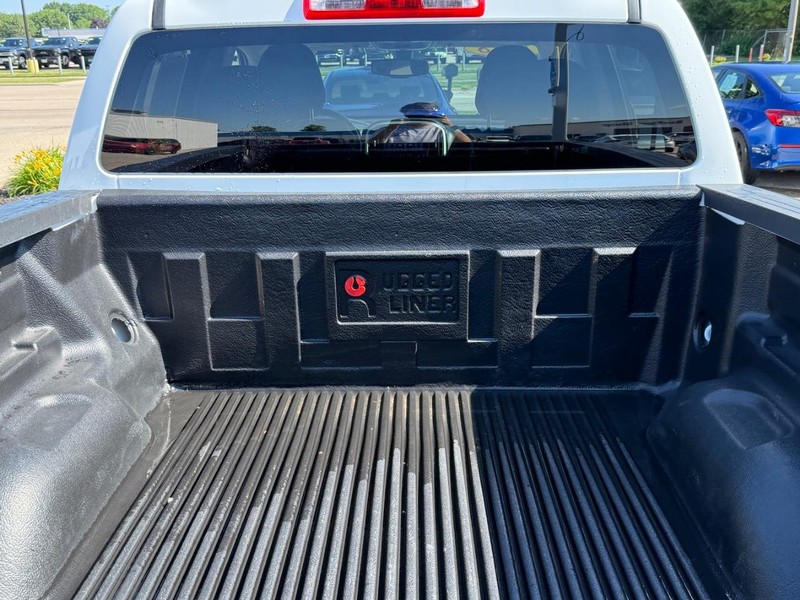 Chevrolet Colorado Vehicle Image 5