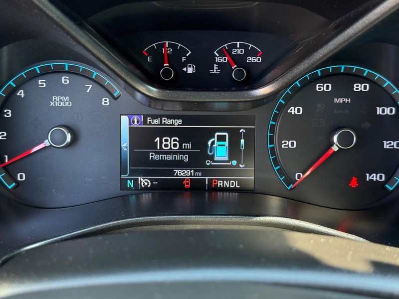 Chevrolet Colorado Vehicle Image 18
