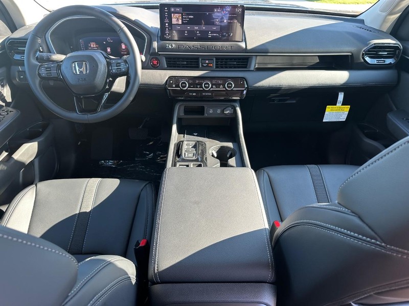 Honda Passport Vehicle Image 6