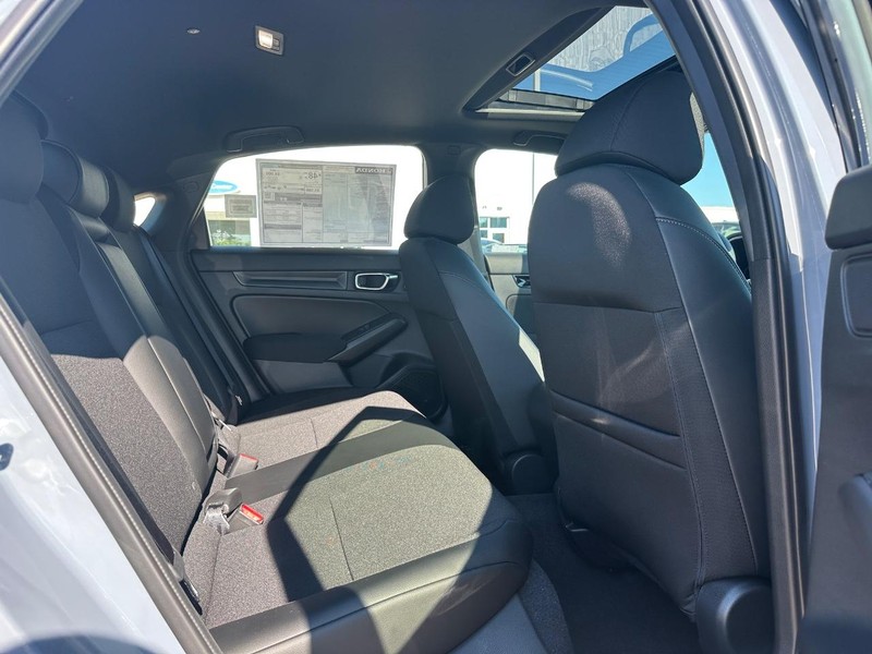 Honda Civic Hatchback Hybrid Vehicle Image 5