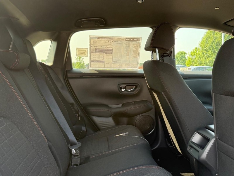 Honda HR-V Vehicle Image 5