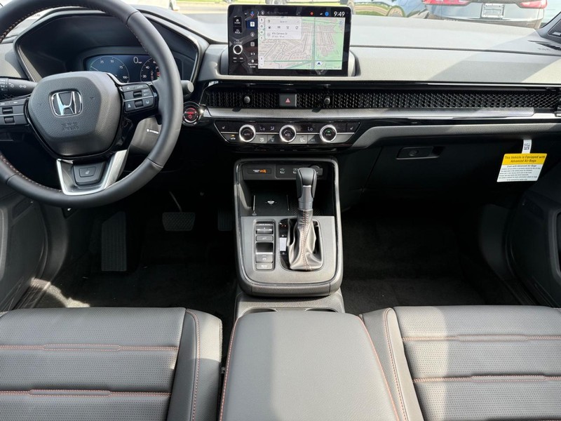Honda CR-V Hybrid Vehicle Image 6