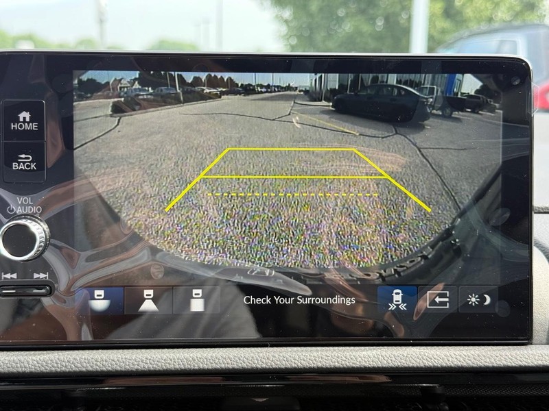 Honda CR-V Hybrid Vehicle Image 14