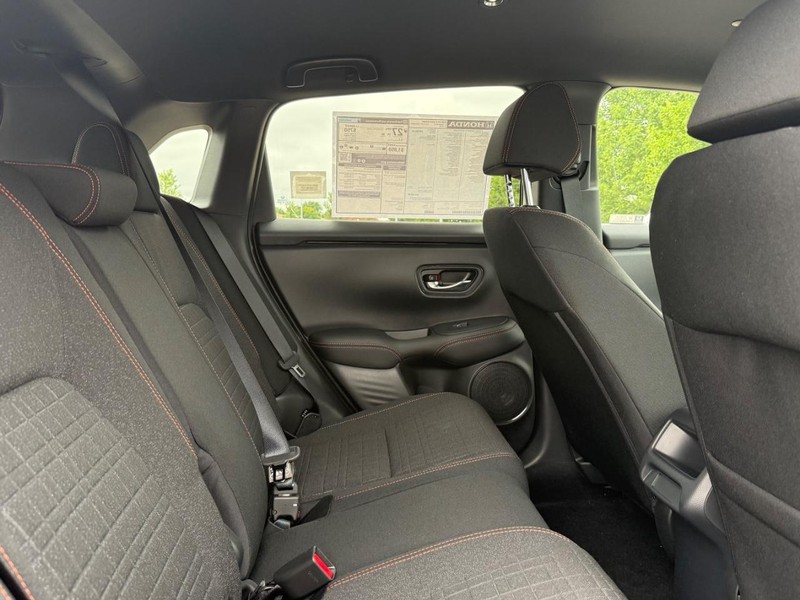 Honda HR-V Vehicle Image 5