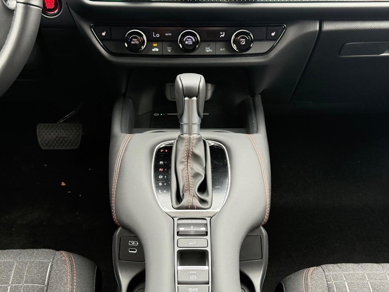 Honda HR-V Vehicle Image 8