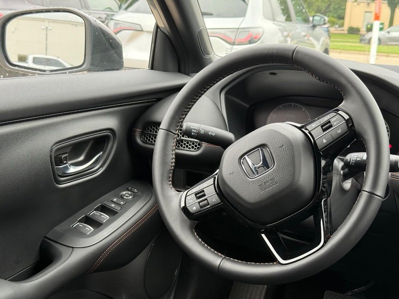 Honda HR-V Vehicle Image 9