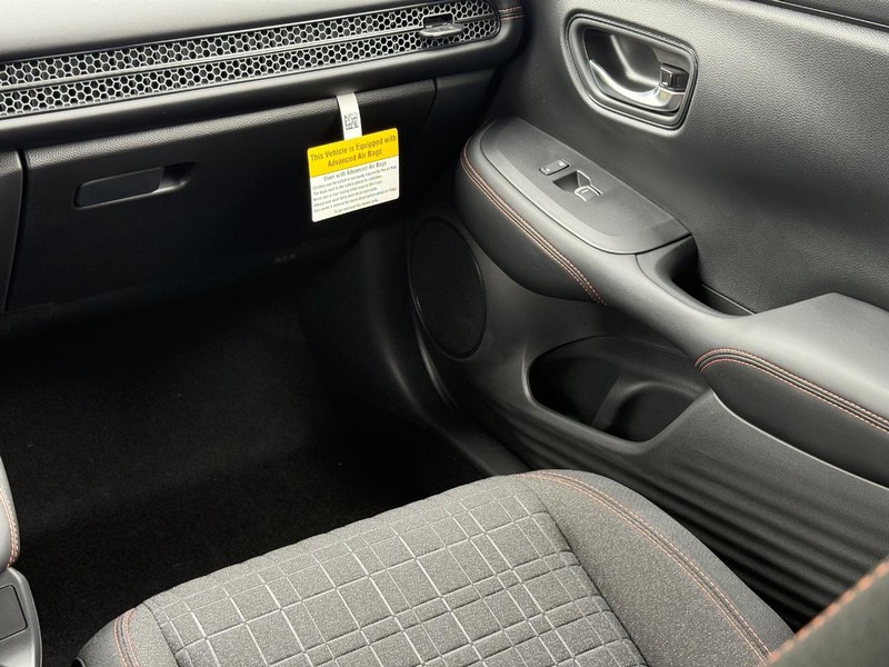 Honda HR-V Vehicle Image 10