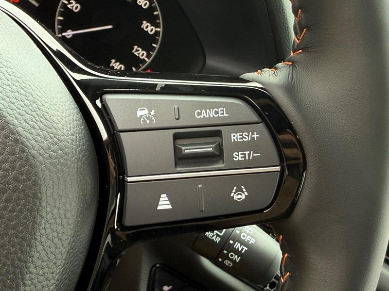Honda HR-V Vehicle Image 12