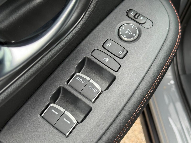 Honda HR-V Vehicle Image 15