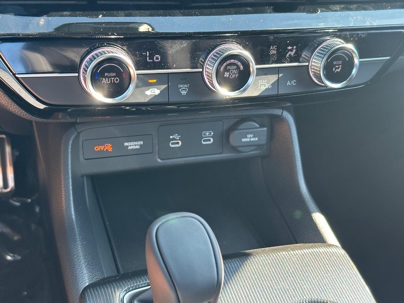 Honda Civic Sedan Vehicle Image 13