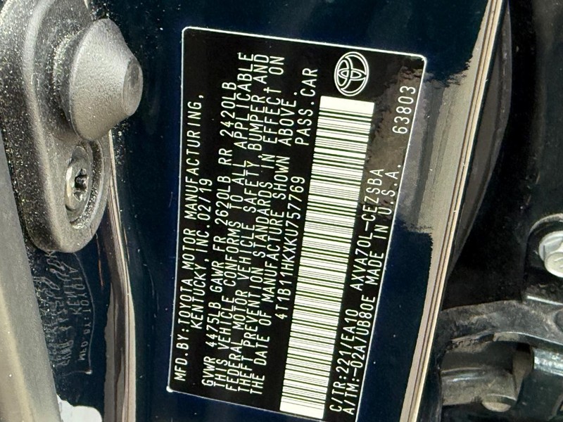 Toyota Camry Vehicle Image 21