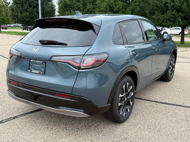Honda HR-V Vehicle Image 3