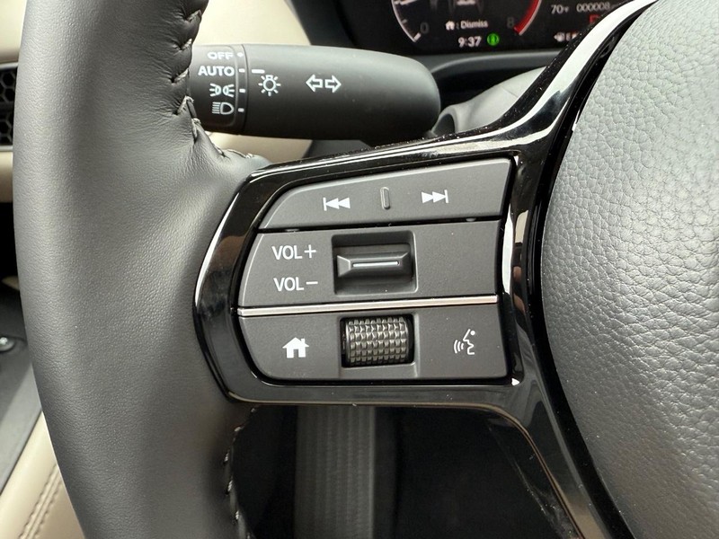 Honda HR-V Vehicle Image 11