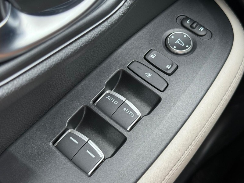 Honda HR-V Vehicle Image 15