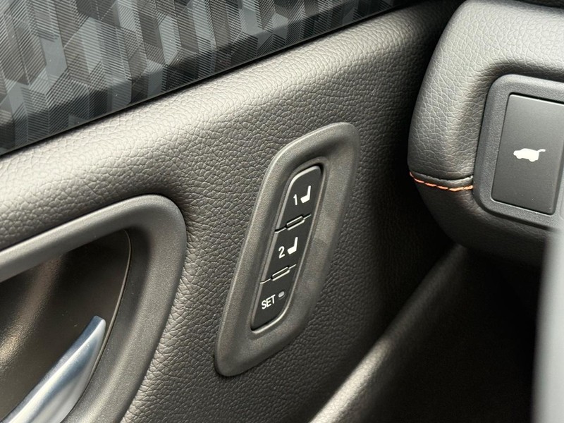 Honda Passport Vehicle Image 16