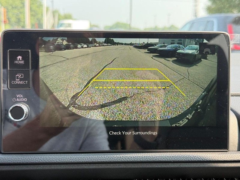 Honda CR-V Hybrid Vehicle Image 14