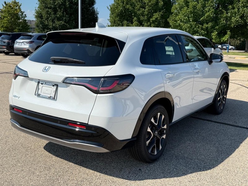 Honda HR-V Vehicle Image 3