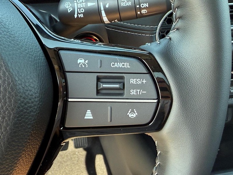 Honda HR-V Vehicle Image 12