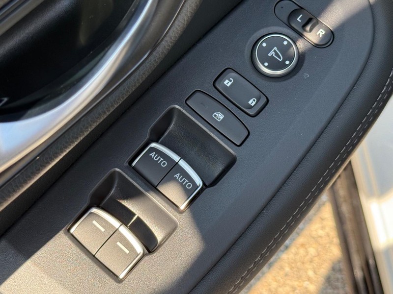 Honda HR-V Vehicle Image 15