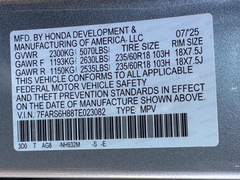 Honda CR-V Hybrid Vehicle Image 21