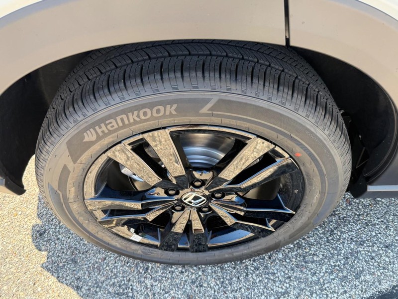 Honda HR-V Vehicle Image 4