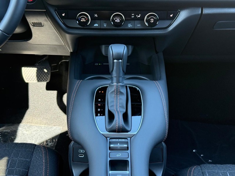 Honda HR-V Vehicle Image 9