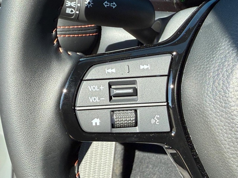 Honda HR-V Vehicle Image 12