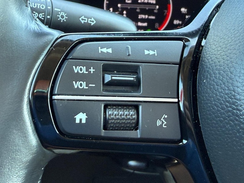 Honda CR-V Vehicle Image 14