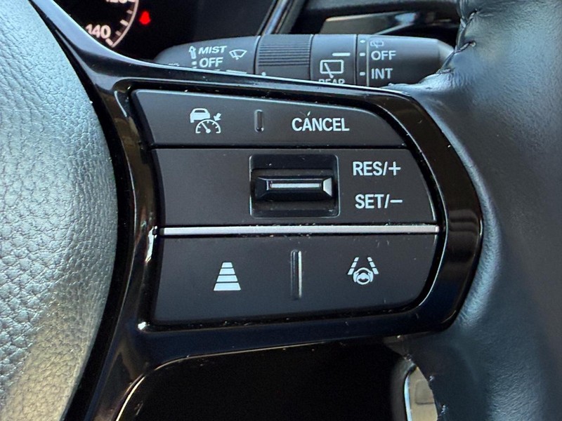 Honda CR-V Vehicle Image 15