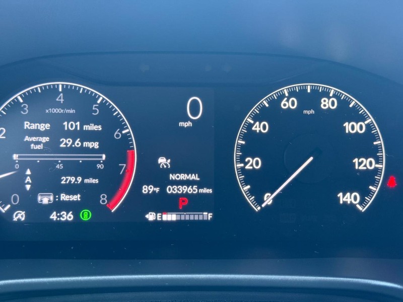 Honda CR-V Vehicle Image 24