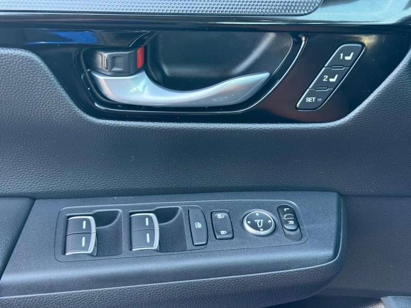 Honda CR-V Vehicle Image 26