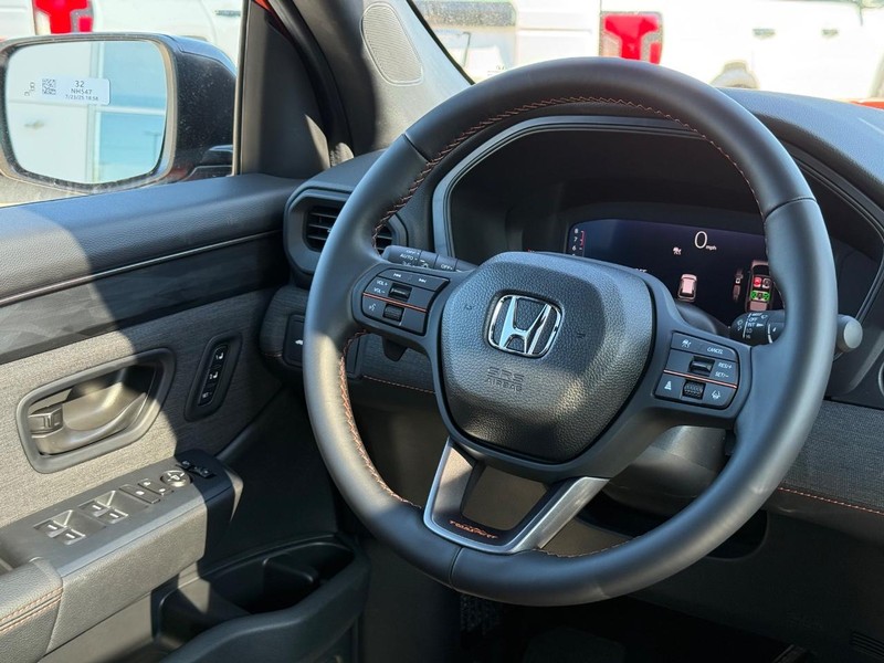 Honda Passport Vehicle Image 9