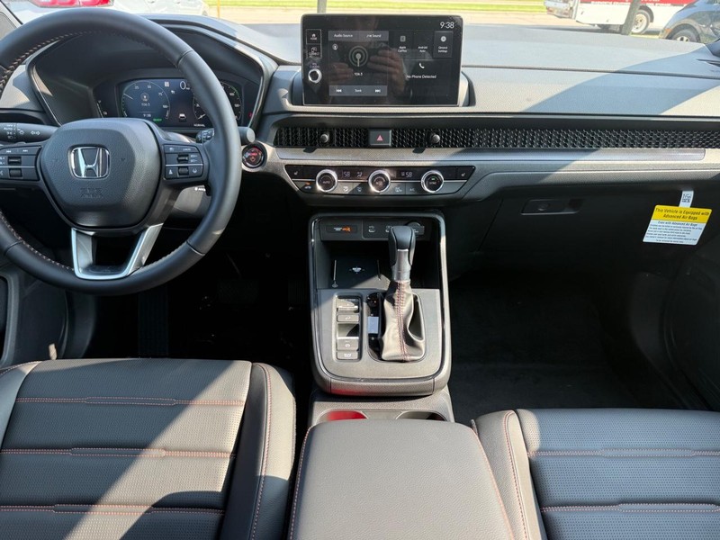 Honda CR-V Hybrid Vehicle Image 6
