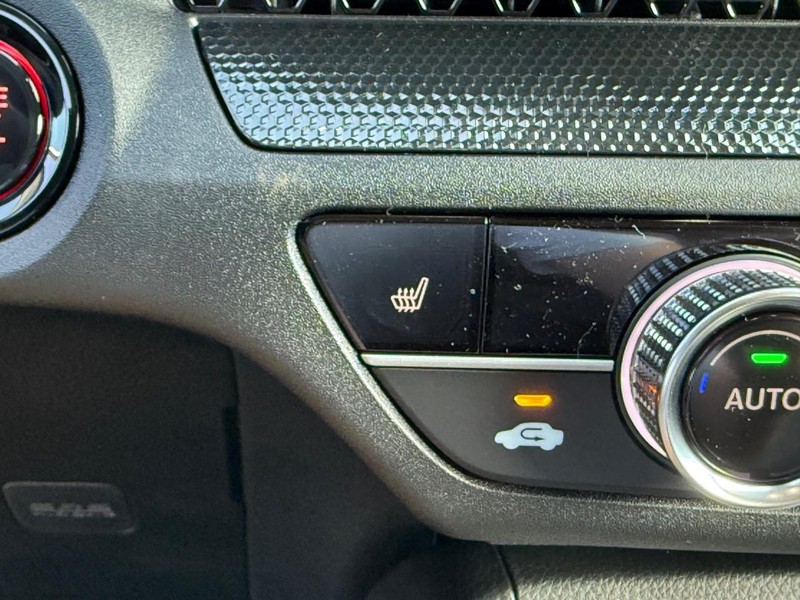 Honda CR-V Vehicle Image 14