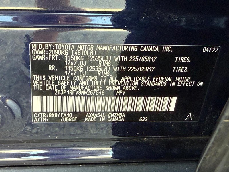 Toyota RAV4 Vehicle Image 24