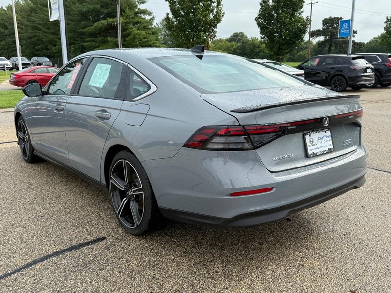 Honda Accord Hybrid Vehicle Image 5