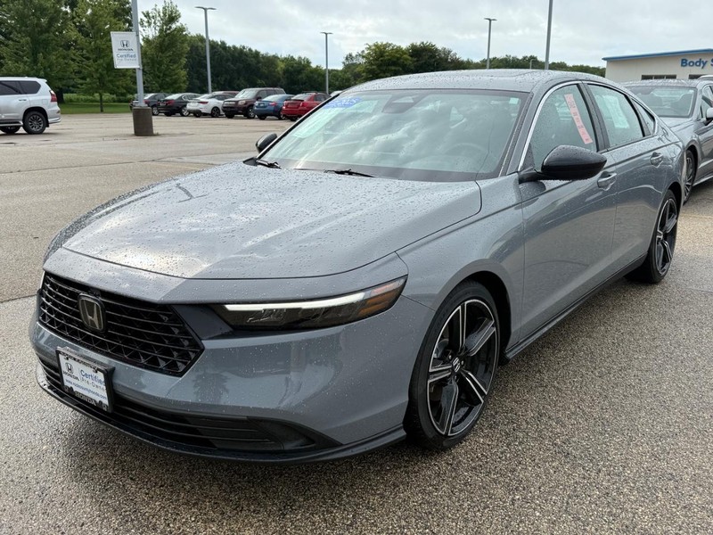 Honda Accord Hybrid Vehicle Image 7