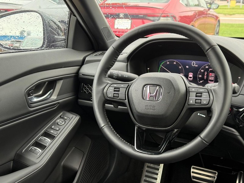 Honda Accord Hybrid Vehicle Image 13